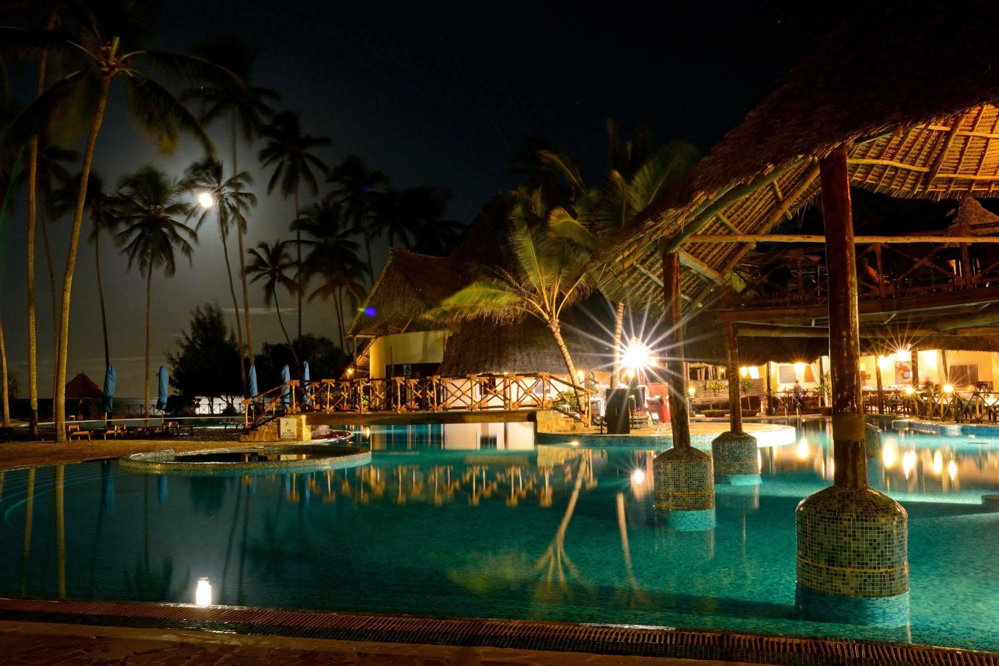 Ocean Paradise Resort & Spa Pwani Mchangani Esterno foto