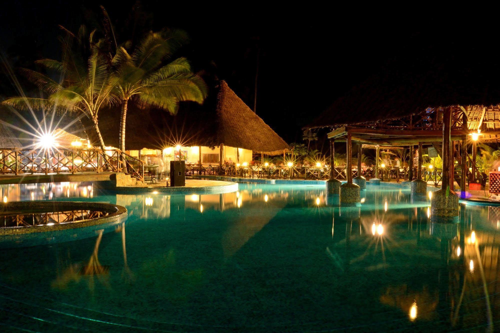 Ocean Paradise Resort & Spa Pwani Mchangani Esterno foto